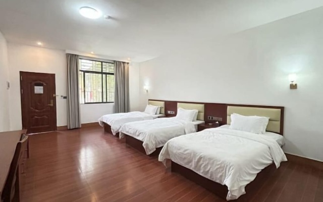 Yingxi Tangquan Resort – Guest Rooms – Qingyuan