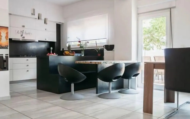 Sea View Maisonette in Chania