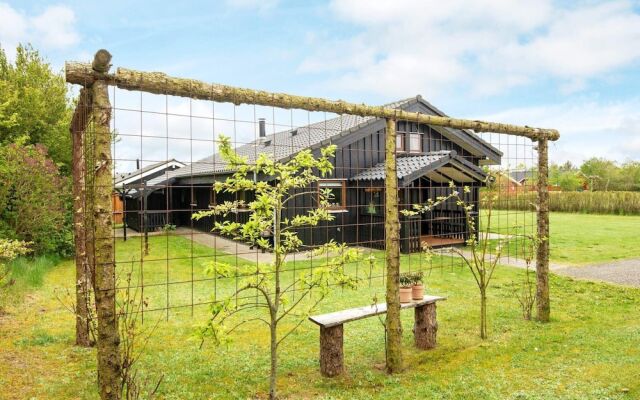 Spacious Holiday Home in Tarm near Beach