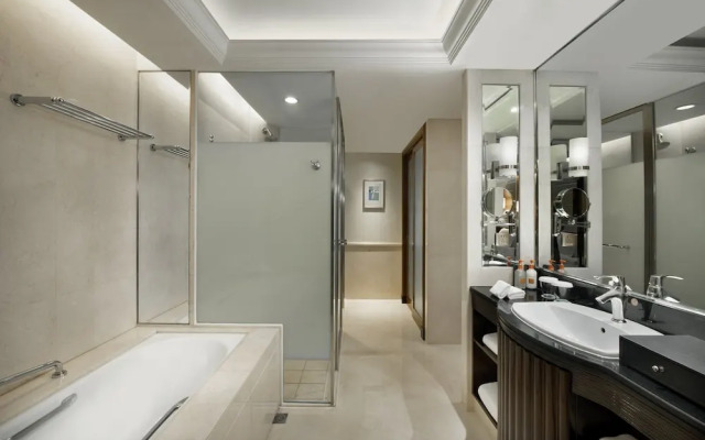 Nanchang Ligao Crowne Plaza Hotel