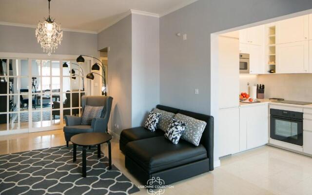 Elegance Lisbon View 68 by Lisbonne Collection