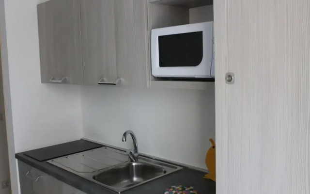 Destefano Central Apartment with Balcony