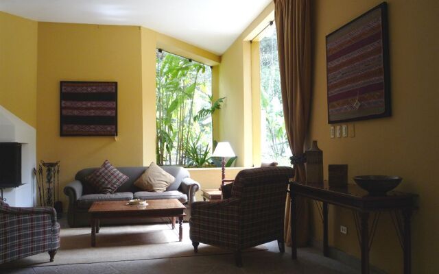 Hatuchay Hotels Machu Picchu