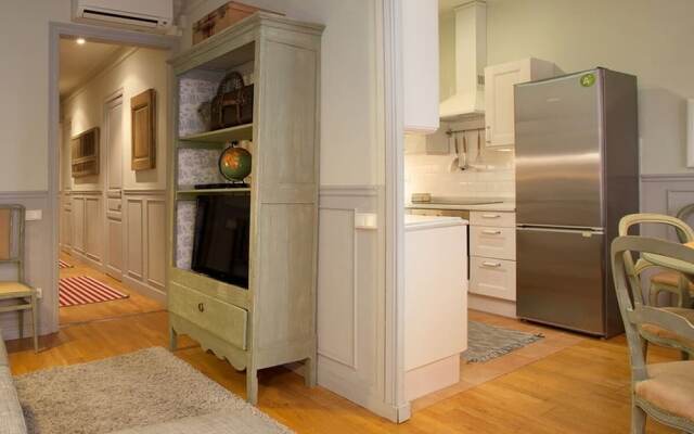 Lovely 3 Bed Apartment in Gracia
