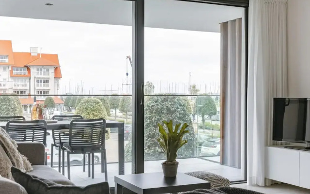 BE NWP Orle 11-0101 in Nieuwpoort