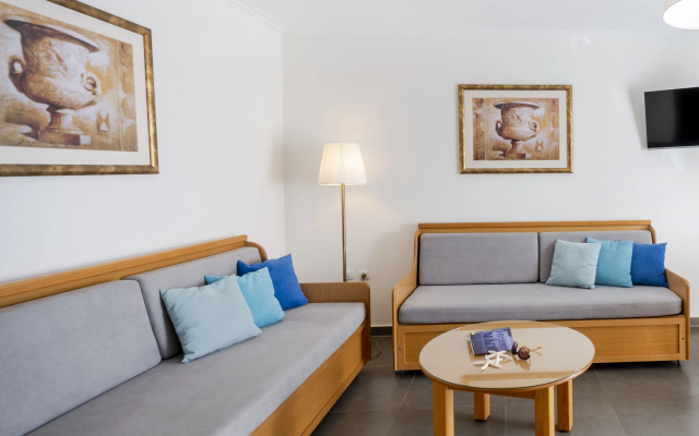 Peridis Family Resort