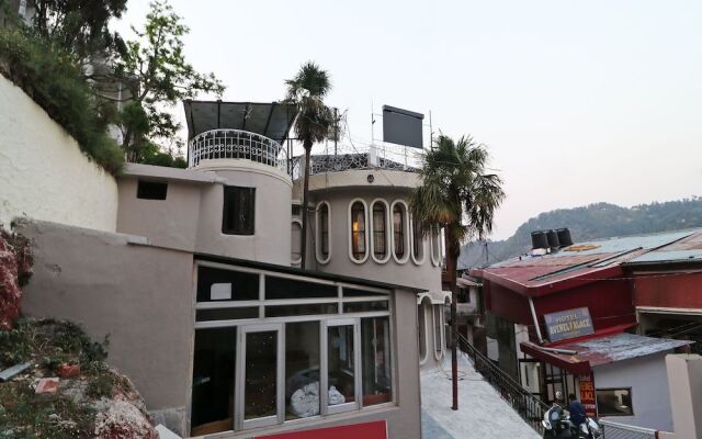 OYO 15158 Mussoorie International