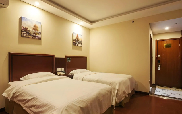 GreenTree Inn JiangSu ZhenJiang DingMao Industrial Park WoDe Square Express Hotel