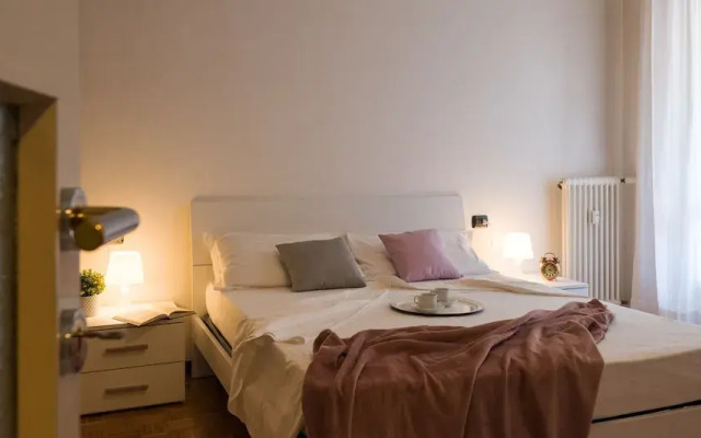 JOIVY Welcoming 1BR apt next to Villa Olmo