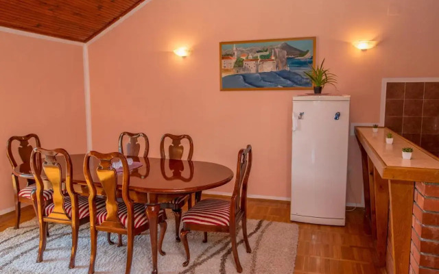 Apartment Quince