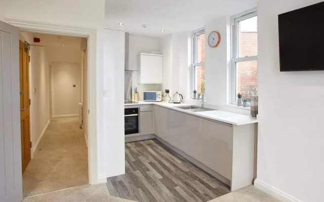 Host Stay Park View Apartment