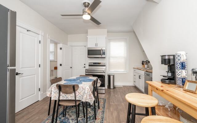 Historic Ludlow Apt A