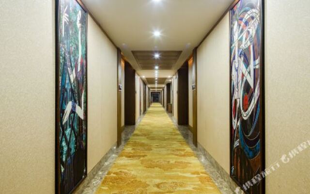 Yunqi Hotel