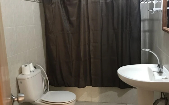 Signature Suite -Al Zahra Towers-