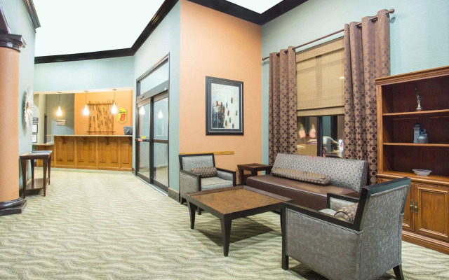Spark by Hilton Daleville Roanoke North