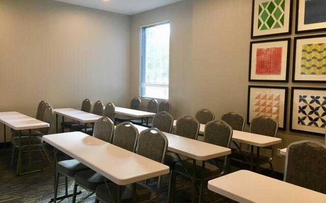Holiday Inn Express Grand Island - Niagara Falls by IHG