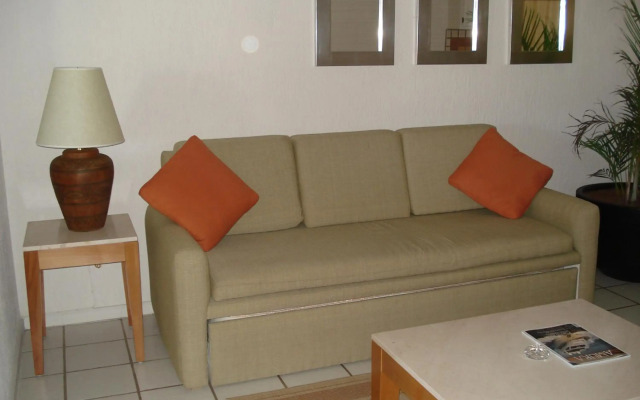 Park Royal Homestay Los Cabos