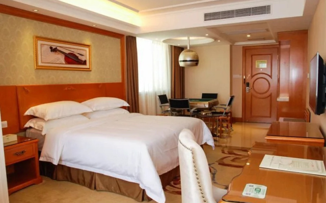 Vienna International Hotel (Dongguan Mayong Central Avenue)
