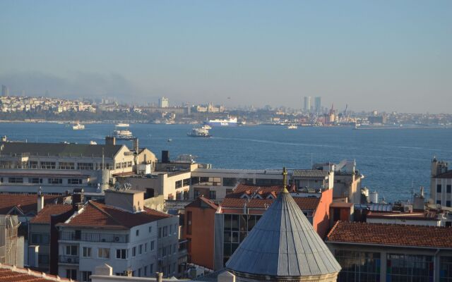 Unver Galata Apart