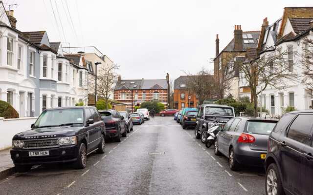 The Fulham Nook - Modern & Stunning 4BDR Home with Garden