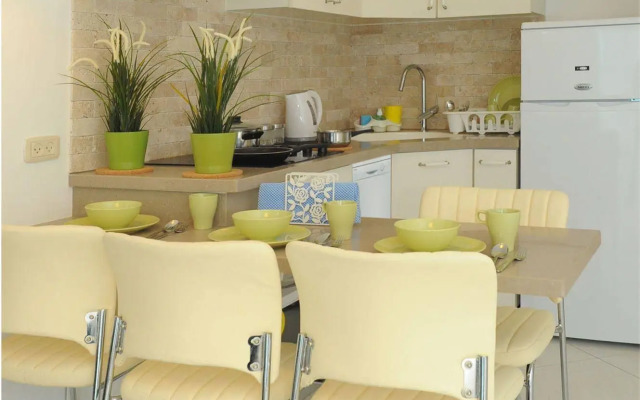 Israel-Haifa Apartments