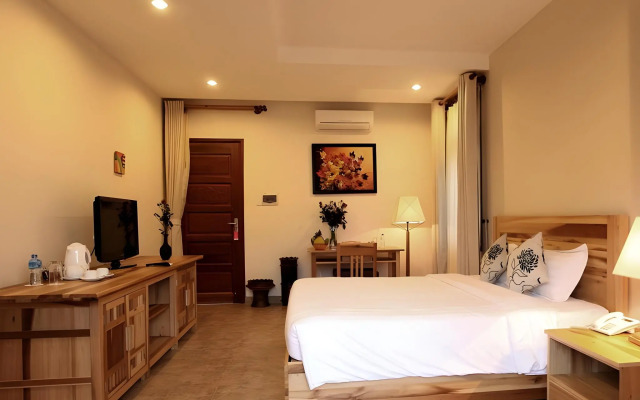 Aniise Villa Resort
