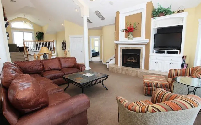 Ashcroft - 7 Br Home