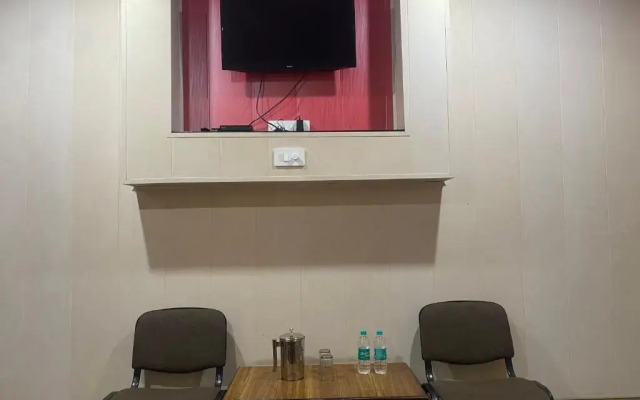 Hotel Raj