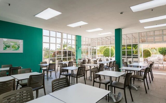Apartahotel Folias
