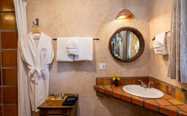 Inn Of The Turquoise Bear