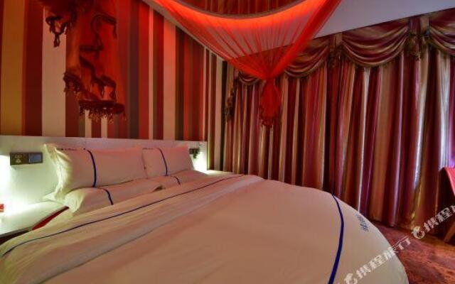 Yixin Theme Hotel
