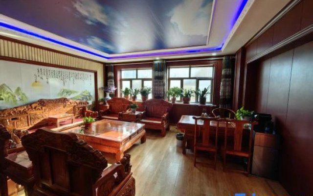 Jiashanchunshui Guesthouse