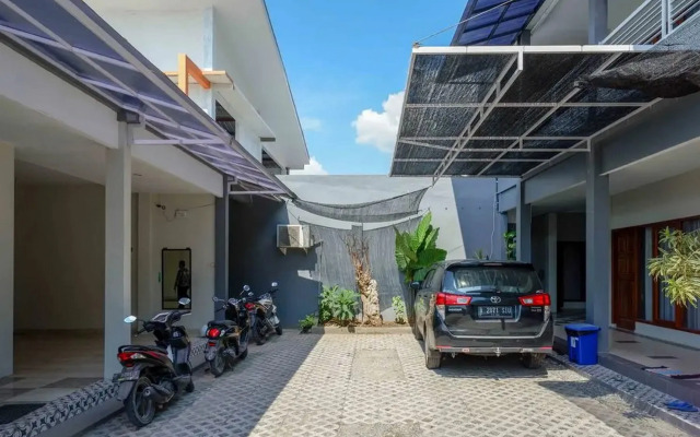 RedDoorz near Stadion Kridosono Blora