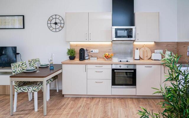 ONLOC - St Exupéry -Magnifique appart au calme avec chambre - parking