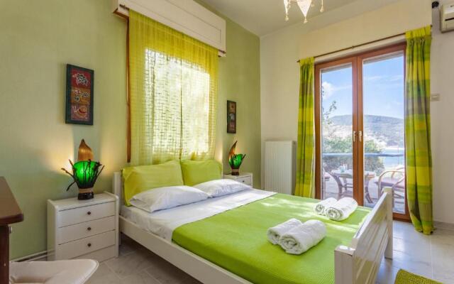 Karavos Sea View Apartments