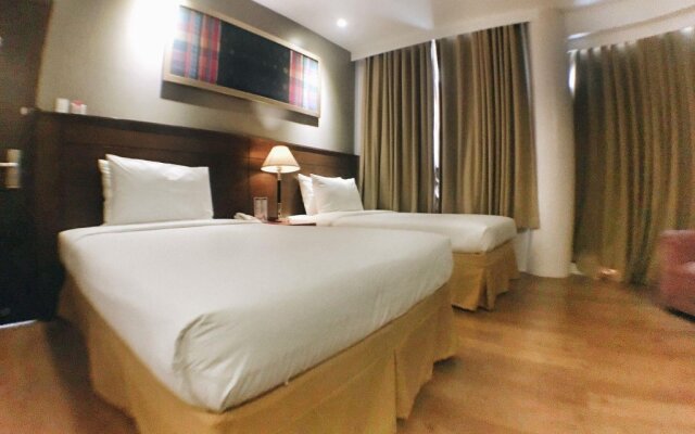 Palm Star Suites Hotel
