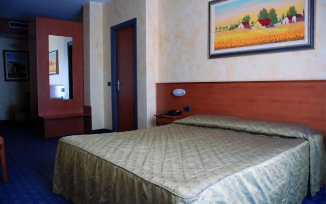 Point Hotel Conselve