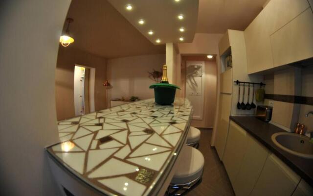 Modern & Central Apartment in North of Bucharest