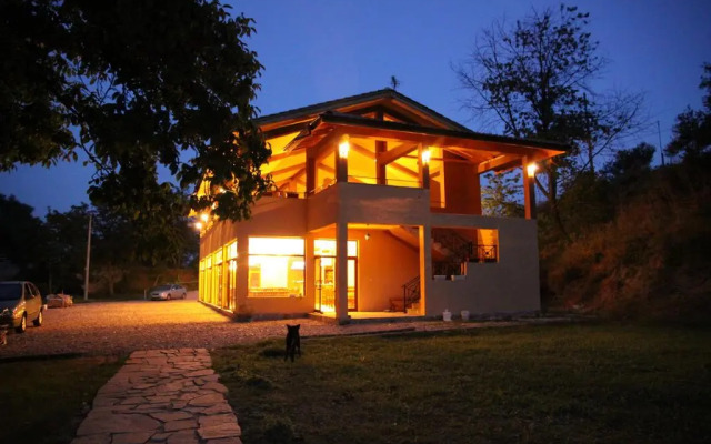 Perpershka River Villas