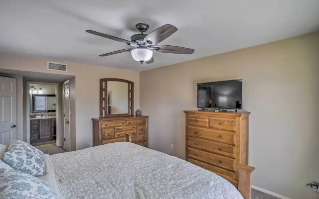 Pet-friendly Arizona Escape: Golf & Hike Nearby!