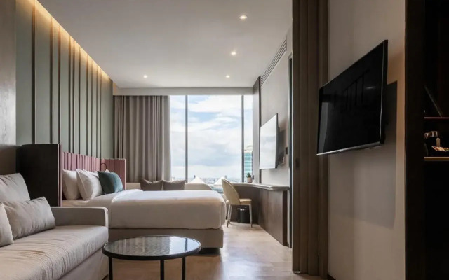 The Quarter Ratchayothin by UHG