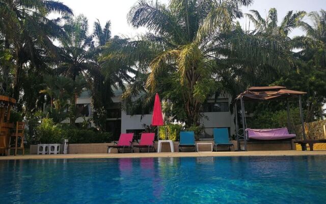 Pattaya YueHu Phoenix Deluxe Villa 5room