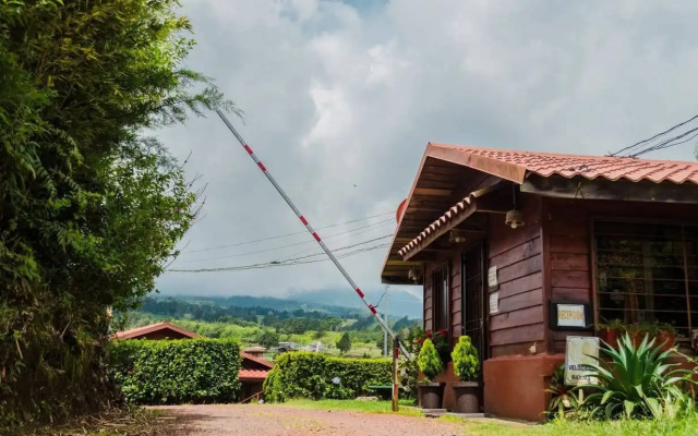 Hotel Chalets Los Volcanes