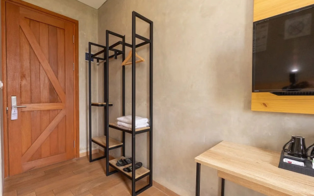 Summerville Hotel & Coffee Shop