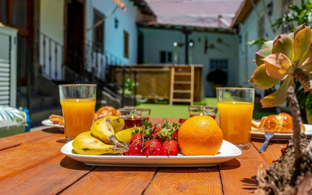 Casona Gildana: Historia, Patrimonio/E-working