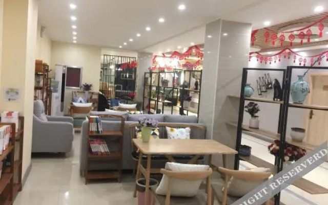 Zhengzhou 9-day Qianhe Hotel