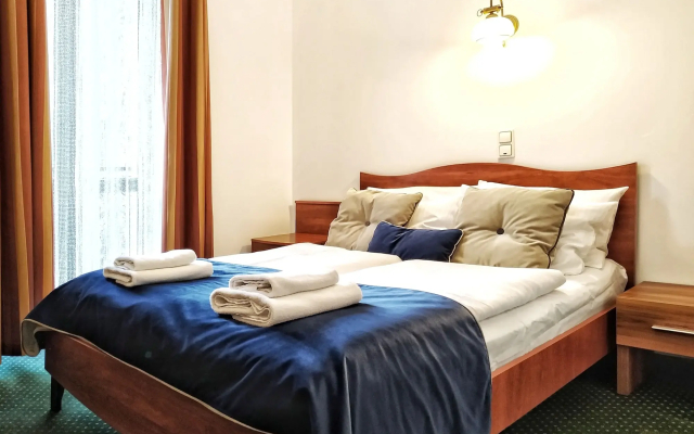 Nobilton Hotel