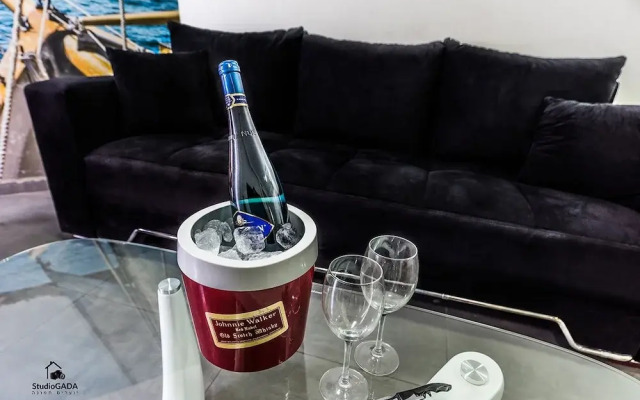 Luxury Apartment by Lake Kinneret