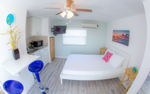 Florida Dolphin Motel Apartments