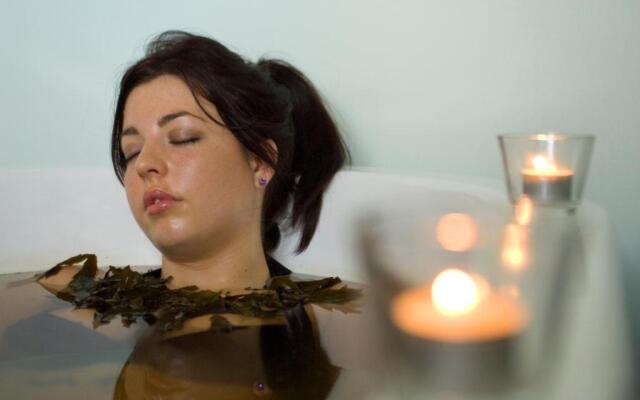 Westport Woods Hotel & Spa